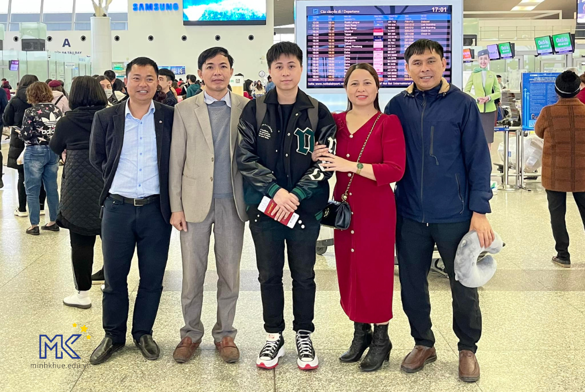 Học viên tại Việt Nam